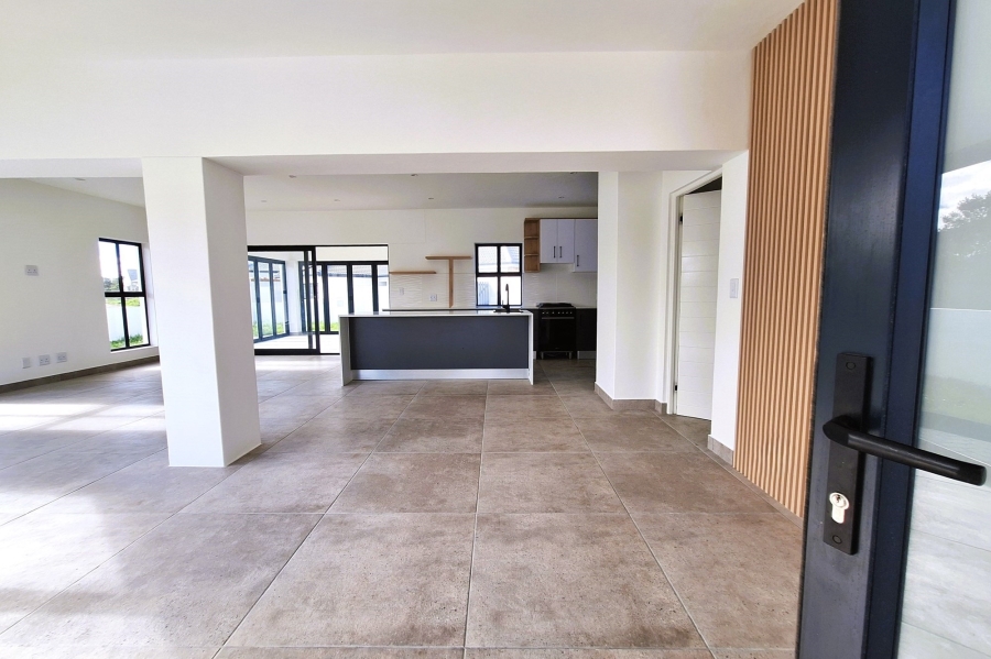 2 Bedroom Property for Sale in Shelley Point Western Cape